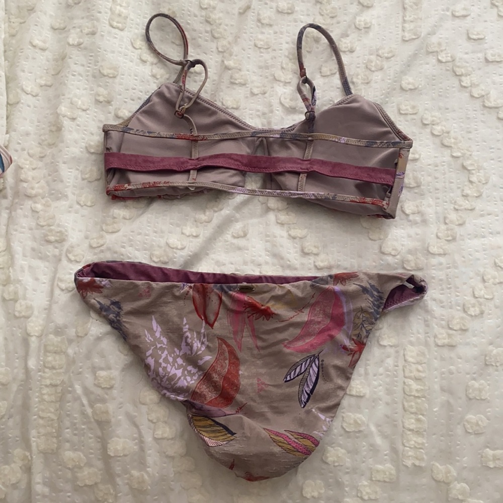 Bathing suit - Picture 2 of 2